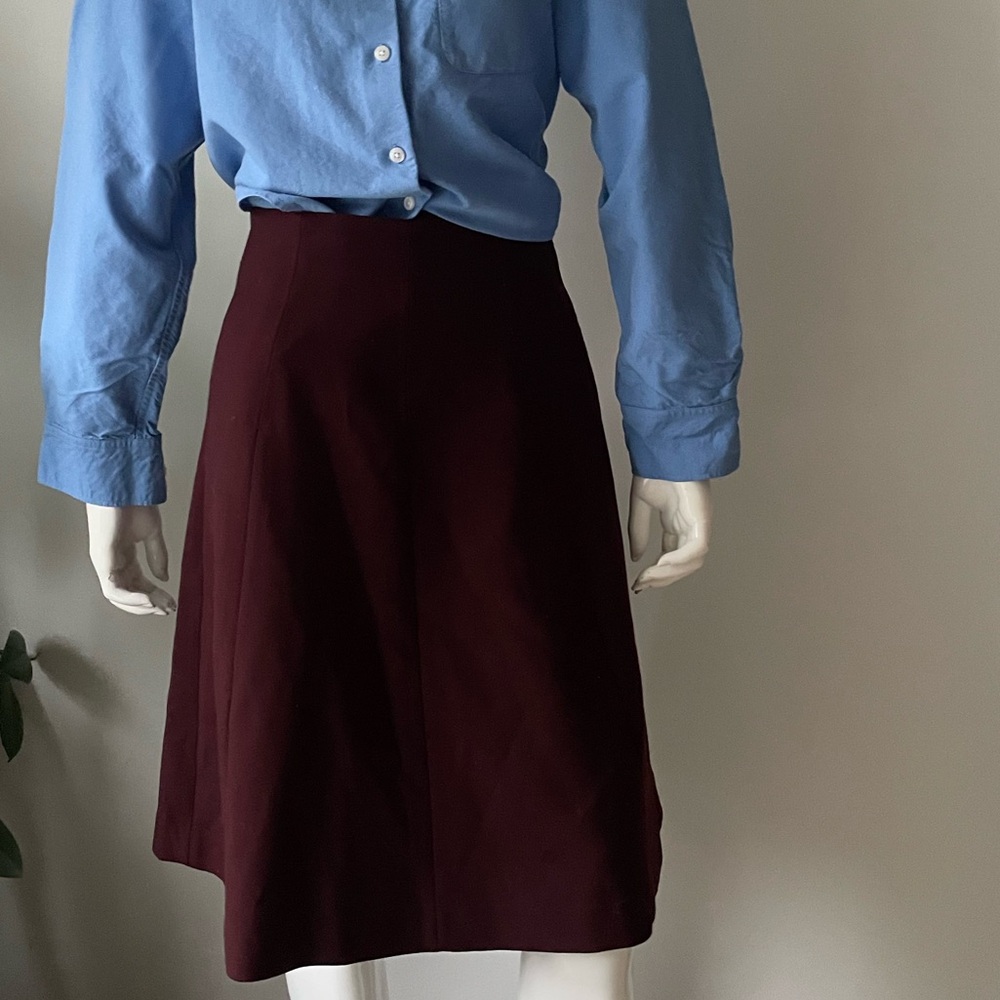 Aritzia Babaton Burgundy Midi Skirt High Waist Tailored Minimalist